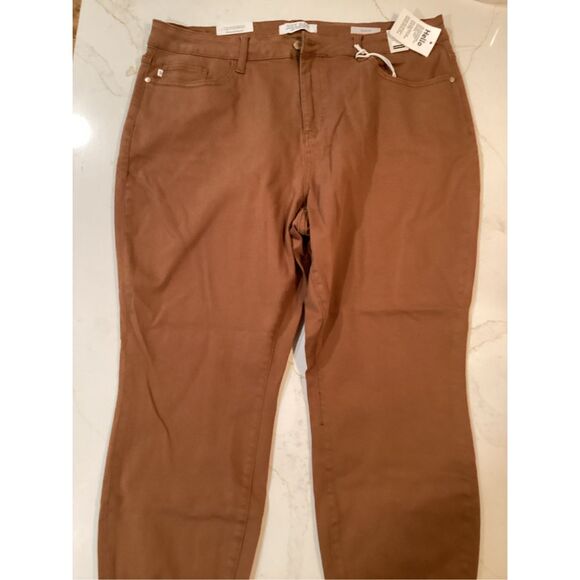 NEW Judy Blue Woodland High Rise Slim Fit Jeans Sz 20W Stretch JB88105 - Picture 3 of 9